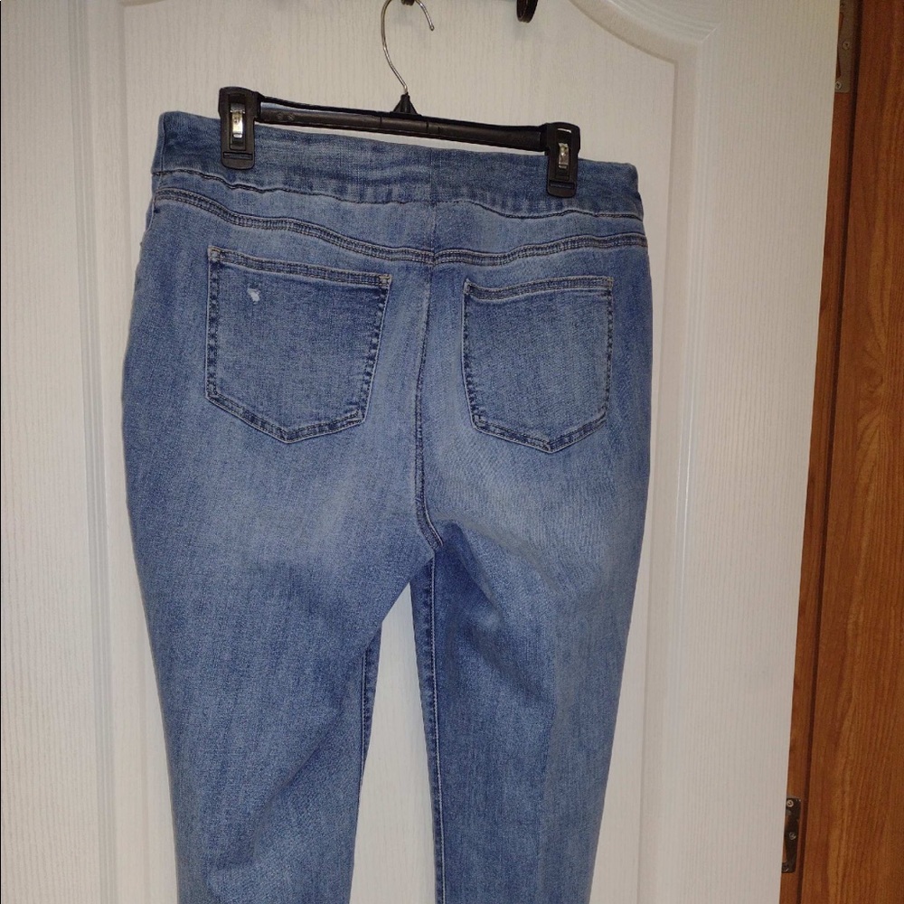 Chicos So Slimming Girlfriend Slim Leg Crops